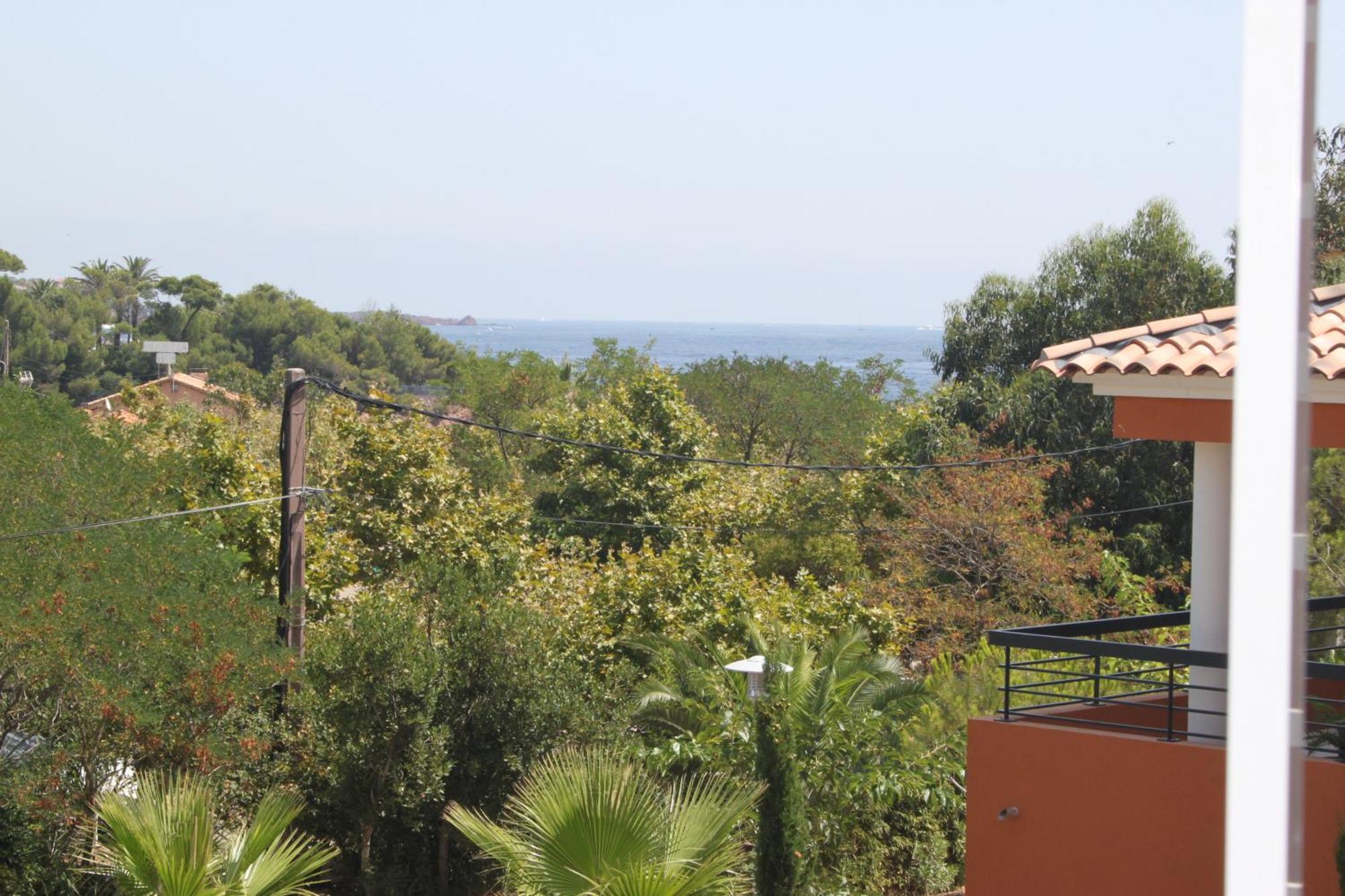 Hôtel de la plage Saint-Raphaël Extérieur photo